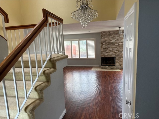 22142 Summit Hill Drive, Lake Forest CA: https://media.crmls.org/medias/55b9ac37-d1d6-4e9f-8c74-7566d18e92fc.jpg