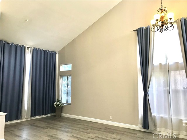 Detail Gallery Image 10 of 24 For 6762 Colorno, Rancho Cucamonga,  CA 91701 - 5 Beds | 3 Baths