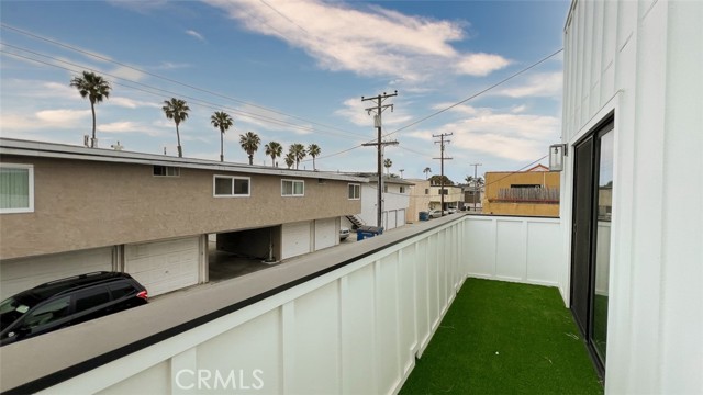 Detail Gallery Image 24 of 64 For 307 18th St, Huntington Beach,  CA 92648 - 3 Beds | 3/1 Baths