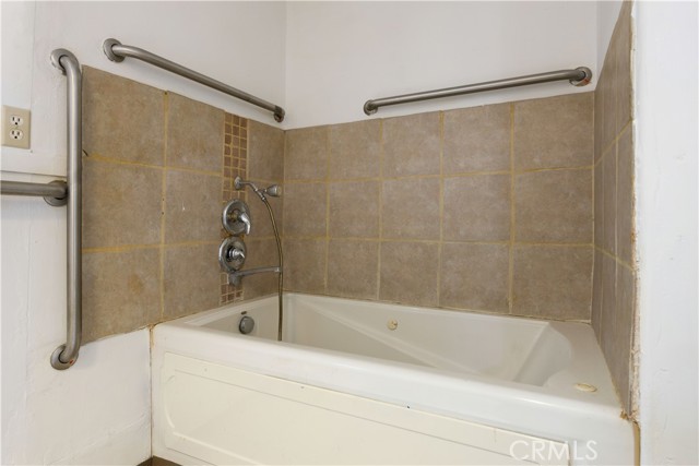 Detail Gallery Image 20 of 41 For 4024 E State Hwy 20, Nice,  CA 95464 - 1 Beds | 1 Baths