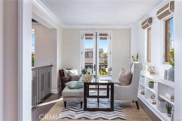 77 Sunset Cove, Irvine CA: https://media.crmls.org/medias/55bc9f2f-471f-4bfc-b813-d228259c4e43.jpg