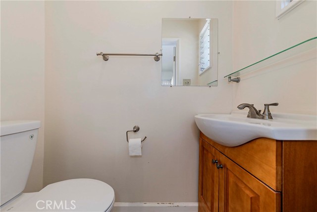 Detail Gallery Image 21 of 52 For 2944 Mayfield Ave, La Crescenta,  CA 91214 - 3 Beds | 2 Baths