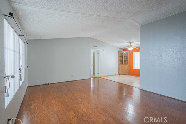 Detail Gallery Image 15 of 45 For 1630 W Covina Blvd #11,  San Dimas,  CA 91722 - 3 Beds | 2 Baths