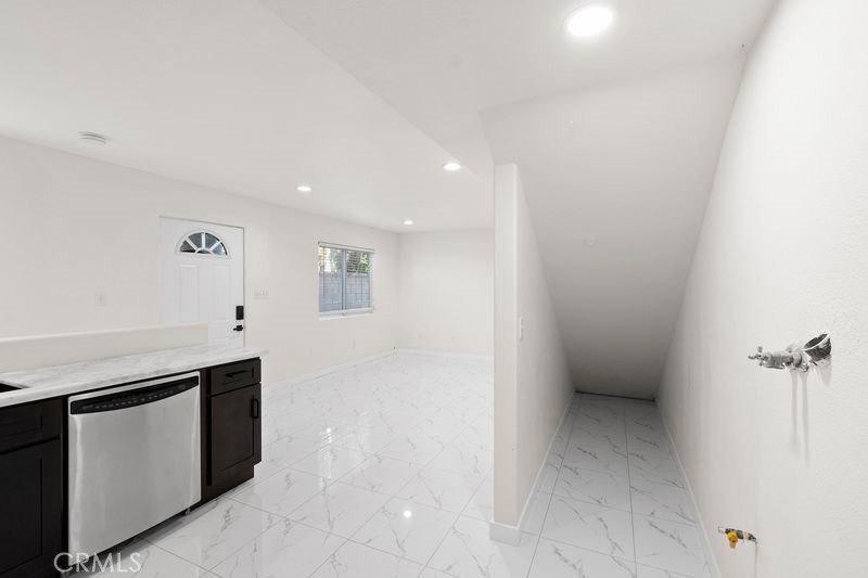 MLS #OC26162895 image #35
