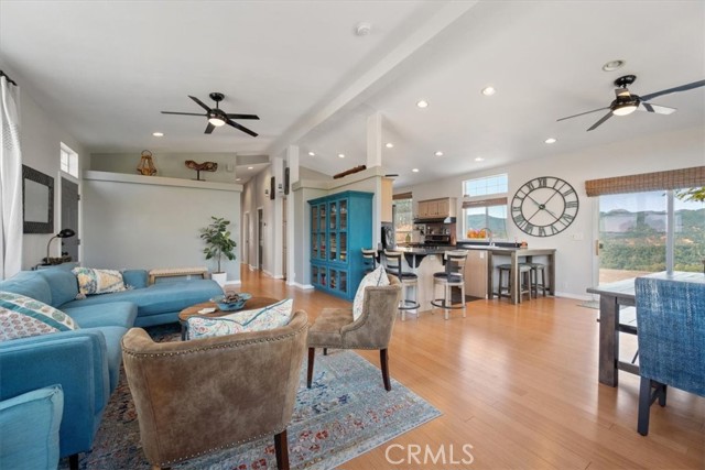 5990 Sunny Glen, Paso Robles CA: https://media.crmls.org/medias/55bd931d-8dc7-498a-a80b-8fc31e564f4e.jpg