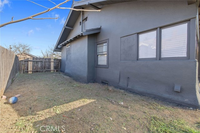 Detail Gallery Image 22 of 38 For 1247 N Ferger Ave, Fresno,  CA 93728 - 2 Beds | 1 Baths