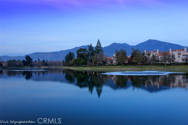 7 Santolina, Rancho Santa Margarita CA: https://media.crmls.org/medias/55be1e9e-240f-4f89-bc0c-77dc4967aa1d.jpg