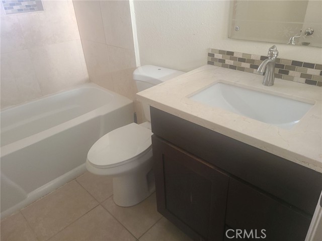 Detail Gallery Image 11 of 16 For 24338 Katrina, Moreno Valley,  CA 92551 - 3 Beds | 2/1 Baths