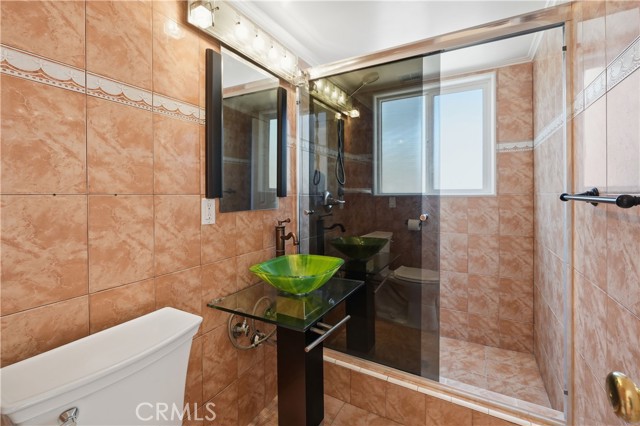 6101 Fulton Avenue, 9 photo 14
