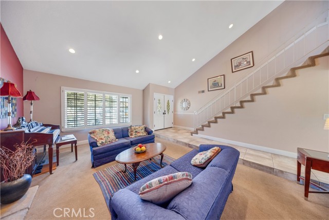 Image 8 of 45 For 5156 Edgemont