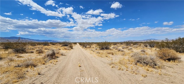 Image 5 of 7 For 800 Firethorn Way (near)