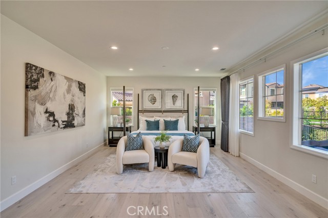 5437 Heritage Oak Drive, Lake Forest CA: https://media.crmls.org/medias/55c329e3-5d39-4cd4-89ad-ff6f46931a3e.jpg