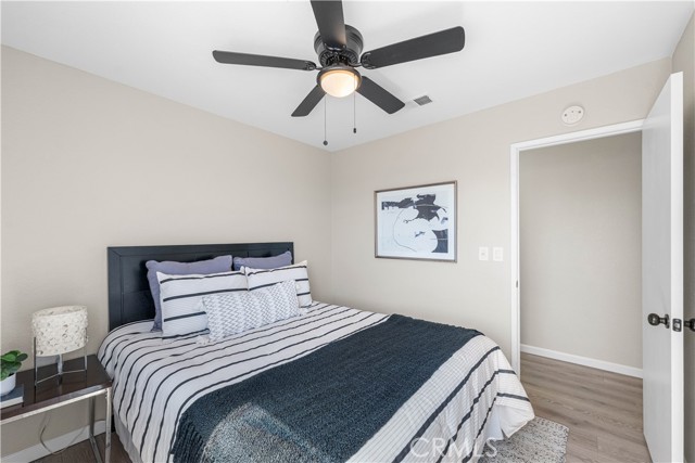 1472 Bedford Avenue, Rosamond CA: https://media.crmls.org/medias/55c32f64-d080-4006-99c7-44490475e514.jpg