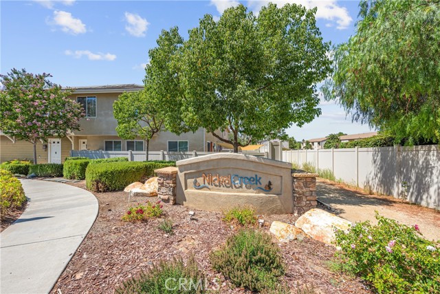 Detail Gallery Image 2 of 39 For 1312 Shoshone Falls Dr, Ramona,  CA 92065 - 3 Beds | 2/1 Baths