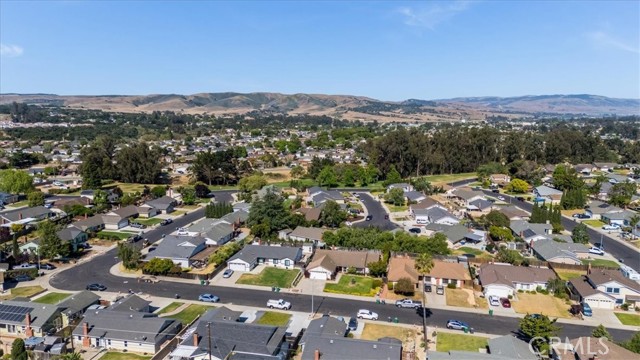 5435 Del Norte Way, Santa Maria CA: https://media.crmls.org/medias/55c54b15-4a37-4ff5-9923-bf2e3a75f9f6.jpg