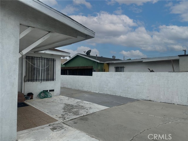 3743 W 112th Street, Inglewood CA: https://media.crmls.org/medias/55c56b5f-86cc-4215-9ead-3495f9d74d0e.jpg