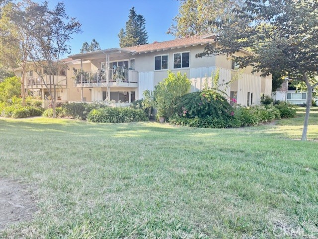 548 Via Estrada, Laguna Woods CA: https://media.crmls.org/medias/55c5c295-677c-4006-8bde-71ecdd2a583c.jpg