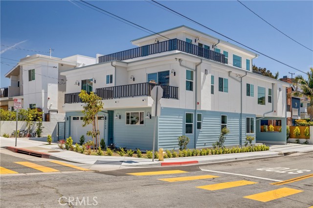 2100 Carnegie Lane, Redondo Beach CA: https://media.crmls.org/medias/55c5e833-3b0d-4603-b818-fe12c49632a0.jpg