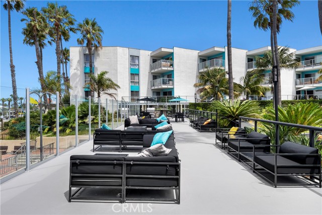 630 The Village, Redondo Beach, California 90277, 1 Bedroom Bedrooms, ,1 BathroomBathrooms,Residential,Sold,The Village,SB22154695