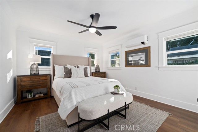 Detail Gallery Image 14 of 32 For 1148 Chestnut Ave, Long Beach,  CA 90813 - 4 Beds | 2 Baths