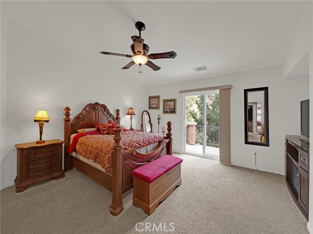 20361 Julia Lane, Saugus CA: https://media.crmls.org/medias/55c666fd-5adb-49e7-96ce-c4e82133433b.jpg