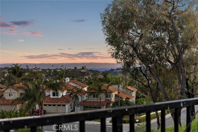10 Novilla, Laguna Niguel CA: https://media.crmls.org/medias/55c7257e-d05c-4798-8e5e-a385e3bfb372.jpg