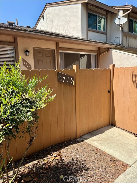 Detail Gallery Image 1 of 20 For 1715 N Gilbert St #10,  Fullerton,  CA 92833 - 2 Beds | 1/1 Baths