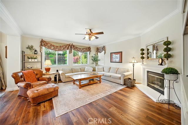 13742 Woodcrest Court, Eastvale CA: https://media.crmls.org/medias/55c79674-0ac1-459f-8f8f-6538b5deb6d4.jpg