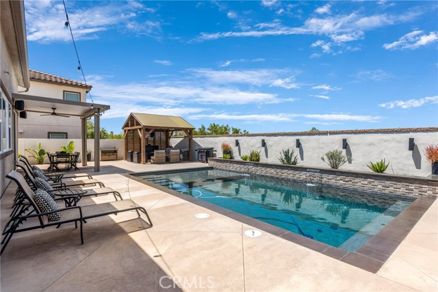 Detail Gallery Image 41 of 55 For 4886 Cloudcrest Way, Fontana,  CA 92336 - 4 Beds | 3/2 Baths