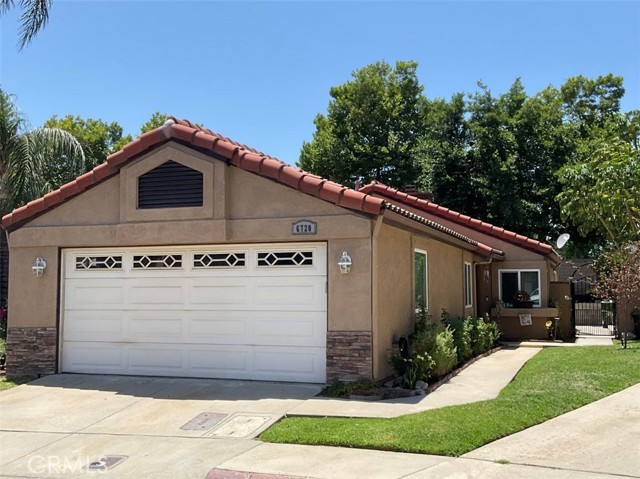 6720 Shaded Wood Place, Rancho Cucamonga CA: https://media.crmls.org/medias/55c87c93-93c7-4b58-b5e2-c5d05c84c6d0.jpg
