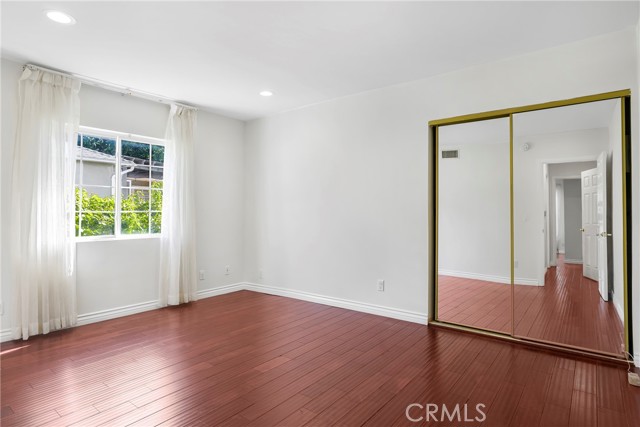 Detail Gallery Image 20 of 26 For 5111 Rubio Ave, Encino,  CA 91436 - 3 Beds | 3 Baths