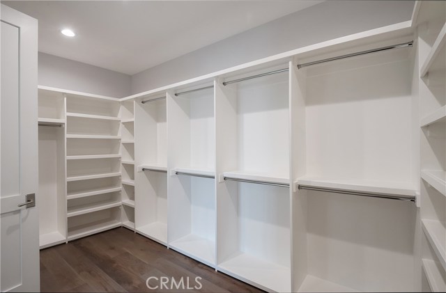 592 30th Street, Manhattan Beach, California 90266, 5 Bedrooms Bedrooms, ,6 BathroomsBathrooms,Residential,Sold,30th,SB20102255