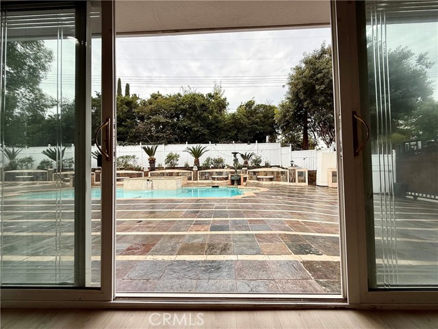 Detail Gallery Image 61 of 73 For 24204 Calvert, Woodland Hills,  CA 91367 - 6 Beds | 3 Baths