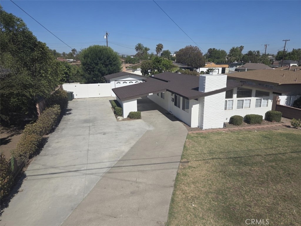 1001 S Gilbert