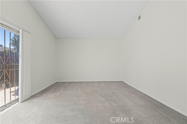 Detail Gallery Image 15 of 55 For 18900 Ledan St, Northridge,  CA 91324 - 4 Beds | 2 Baths
