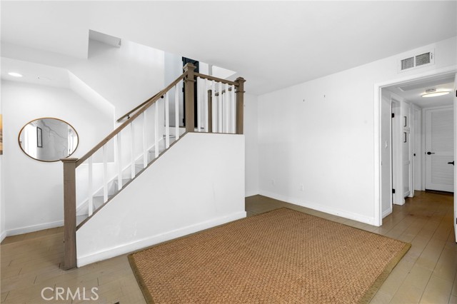 208 45th Street, Manhattan Beach CA: https://media.crmls.org/medias/55ccdea5-4547-4a1a-8f66-f6e3b4bc3b81.jpg