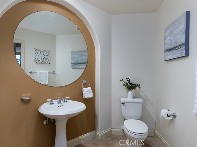30 Calle Del Sur, Rancho Santa Margarita CA: https://media.crmls.org/medias/55cd2c7d-4bb6-4b8e-aa82-be1819285f75.jpg