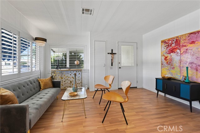 Detail Gallery Image 10 of 43 For 1117 San Marcos Dr, Hemet,  CA 92543 - 2 Beds | 2 Baths