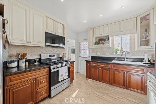 Detail Gallery Image 24 of 41 For 6000 Agra, Bell Gardens,  CA 90201 - 3 Beds | 1 Baths