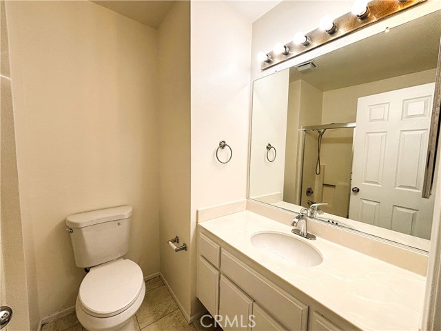 Detail Gallery Image 10 of 12 For 3100 Puesta Del Sol Ct #103,  Corona,  CA 92882 - 3 Beds | 2/1 Baths