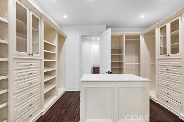 Detail Gallery Image 27 of 74 For 1316 Beverly Grove Pl, Beverly Hills,  CA 90210 - 5 Beds | 7/2 Baths