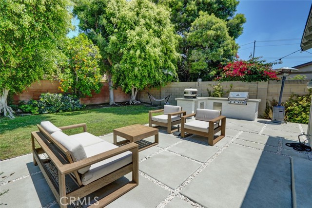 Detail Gallery Image 18 of 31 For 6441 Sundance Cir, Huntington Beach,  CA 92647 - 3 Beds | 2 Baths