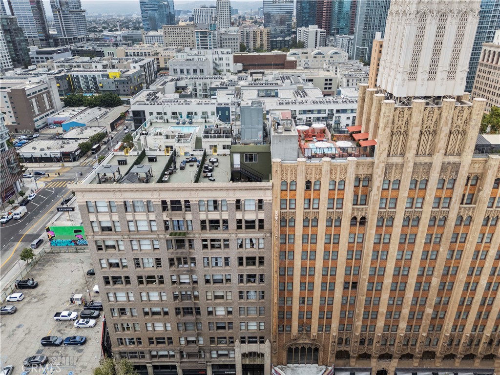 https://media.crmls.org/medias/55d1540f-b47a-481b-82a9-a34b2e1d90a5.jpg?preset=X-Large