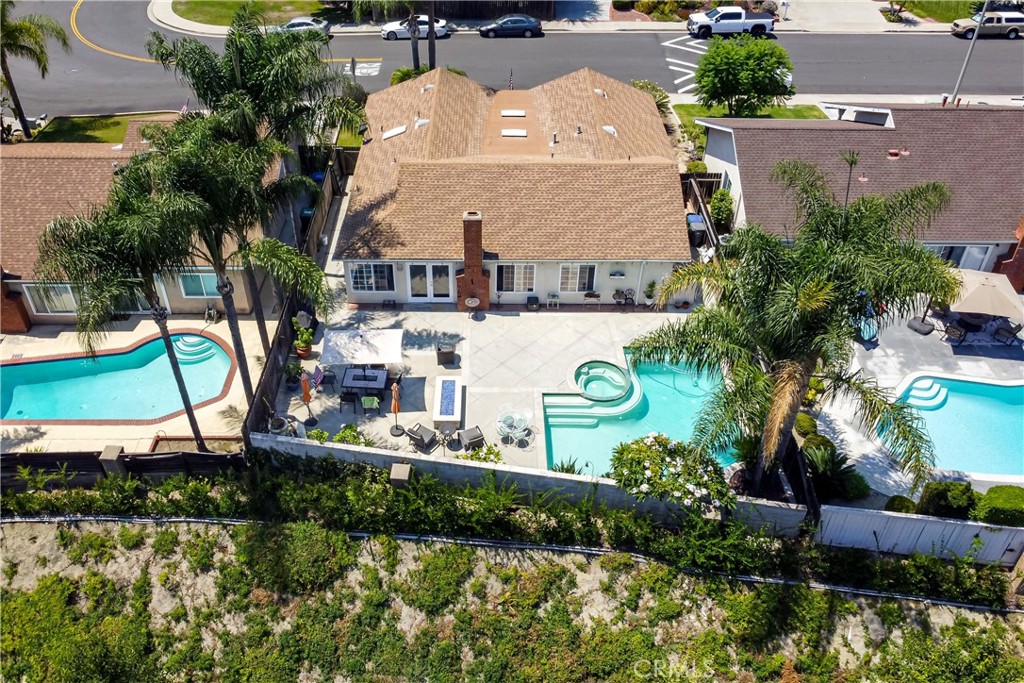 MLS #OC25175888 image #46