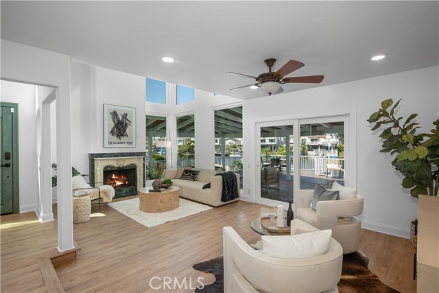 Detail Gallery Image 5 of 44 For 22645 Spring Lake Ln, Lake Forest,  CA 92630 - 4 Beds | 2/1 Baths
