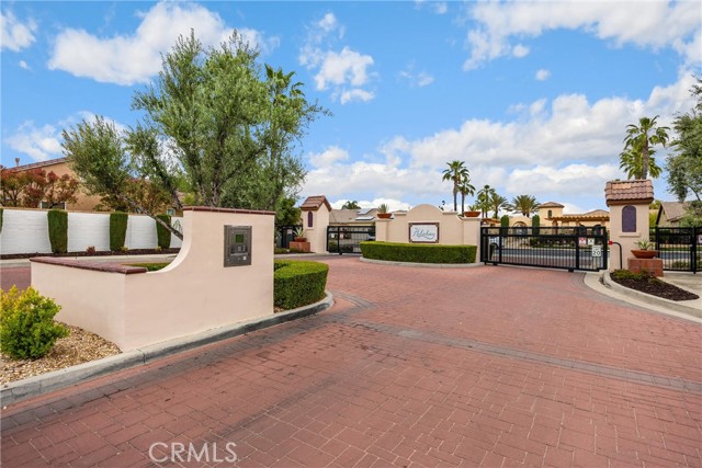 26253 Desert Rose Lane, Menifee CA: https://media.crmls.org/medias/55d295b5-a04e-4819-a500-dceecddf9270.jpg