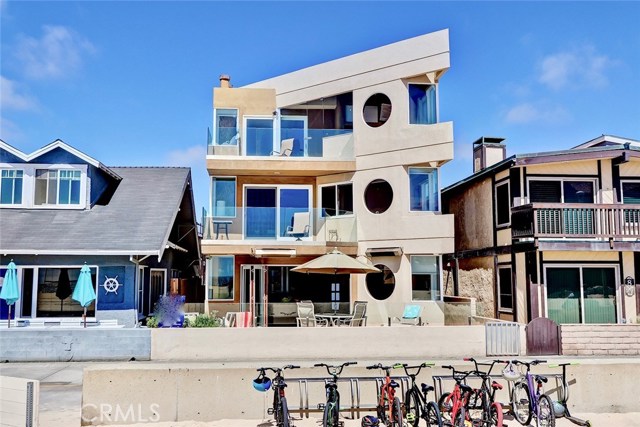 12 The Strand, Hermosa Beach, California 90254, 4 Bedrooms Bedrooms, ,2 BathroomsBathrooms,Residential,Sold,The Strand,SB18140848