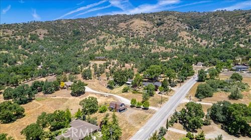 Detail Gallery Image 42 of 42 For 28921 Bear Valley Rd, Tehachapi,  CA 93561 - 3 Beds | 2 Baths