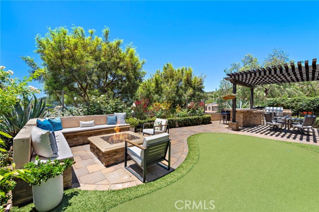 Detail Gallery Image 9 of 55 For 11 via Jenifer, San Clemente,  CA 92673 - 5 Beds | 3/1 Baths