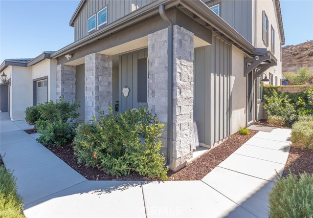 Detail Gallery Image 9 of 56 For 26219 Silver Birch, Menifee,  CA 92584 - 6 Beds | 4/1 Baths